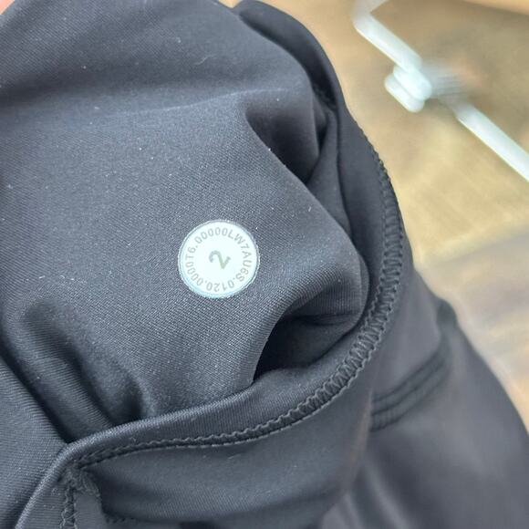 Lululemon Athletica Fast and Free High-Rise Short Size 2 - Picture 4 of 6